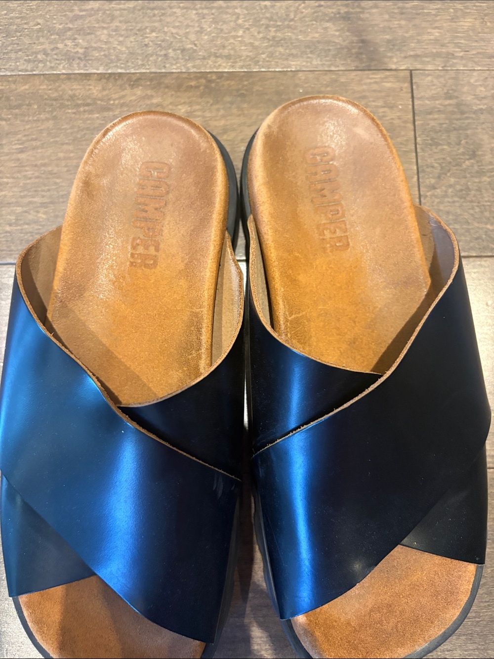 Camper Black Leather Cross-Band Slide Sandals - Picture 2 of 6